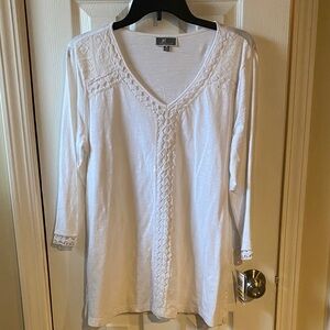 JM Collection White V-Neck Cotton Slub three quarter sleeve Tunic Top